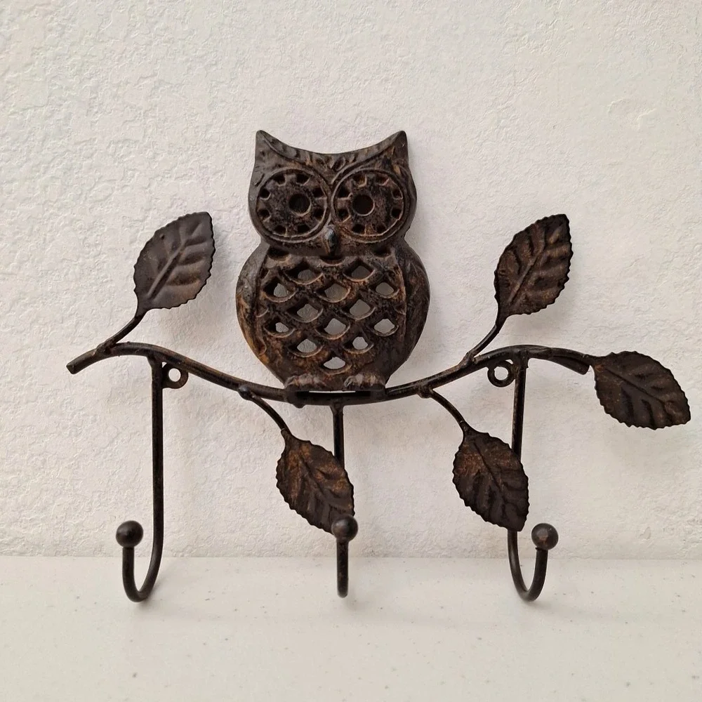 Vintage Cast Iron Bronze Finish Hollow Eye Owl Wall Mount 3 Hook Hanger 10